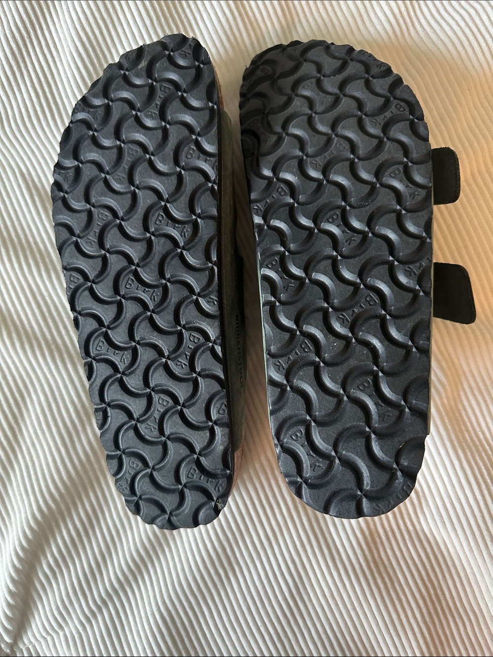 Birkenstock Arizona Double Strap Sandals - Olive - Picture 3 of 3